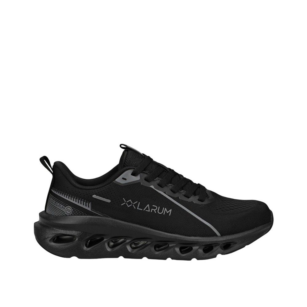 Trainers Larum Men's Veltra 772602-010