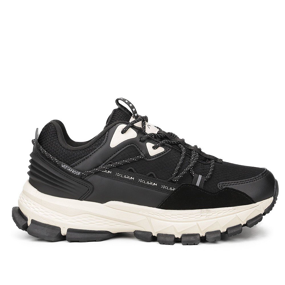 Shoes Larum Women's 492502-010