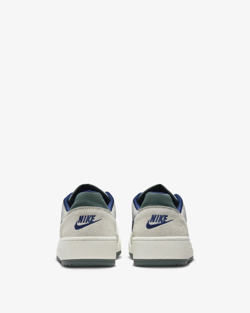 Кросівки чоловічі Nike NIKE FULL FORCE LO сірі FZ3595-100