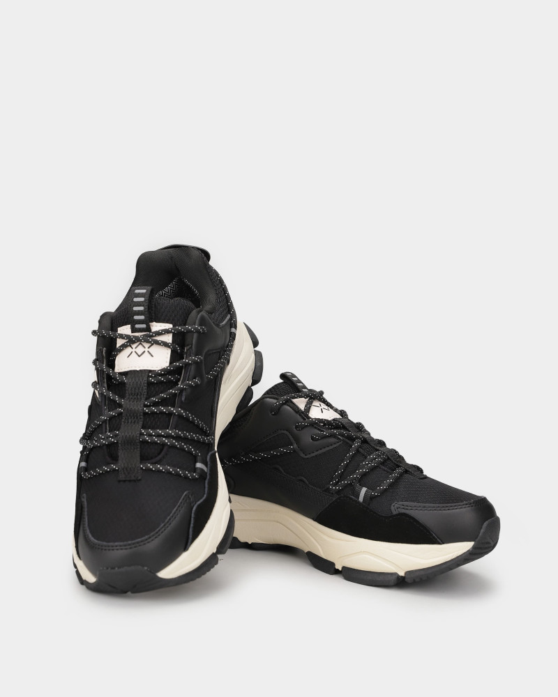 Zapatos bajos de mujer Larum negros 492502-010