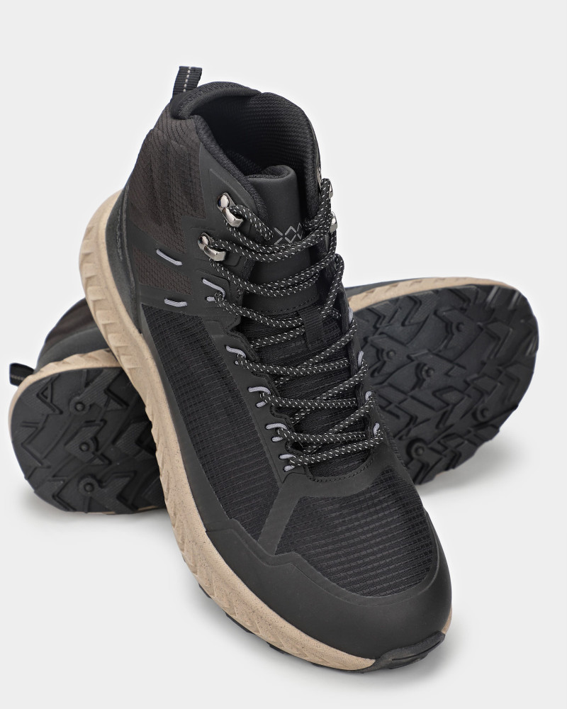 Botas de hombre Larum Alistar negras 462501-010