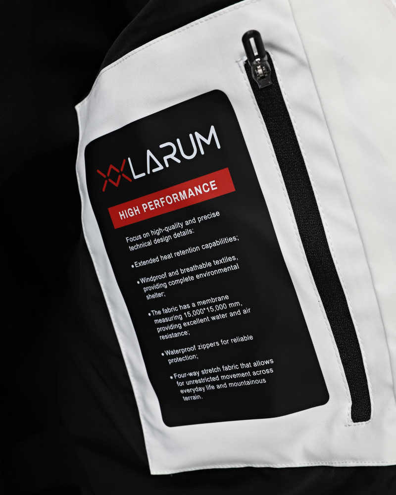 Куртка жіноча Larum Grit біла 302508-100