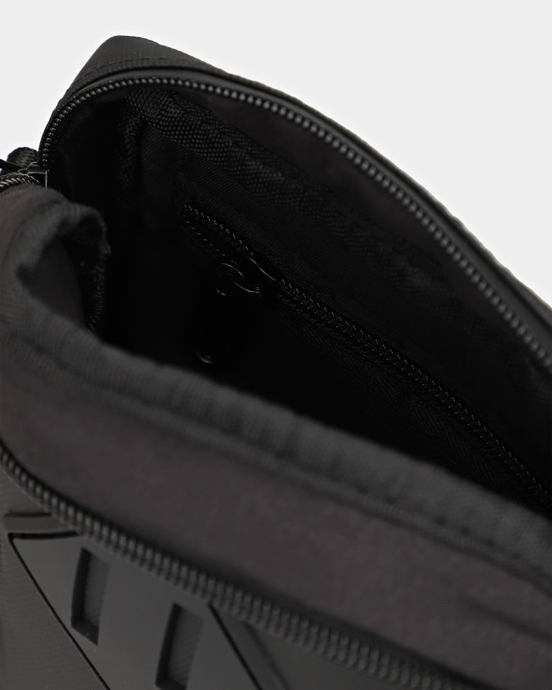 Bolso Larum Zephyr negro 212510-010