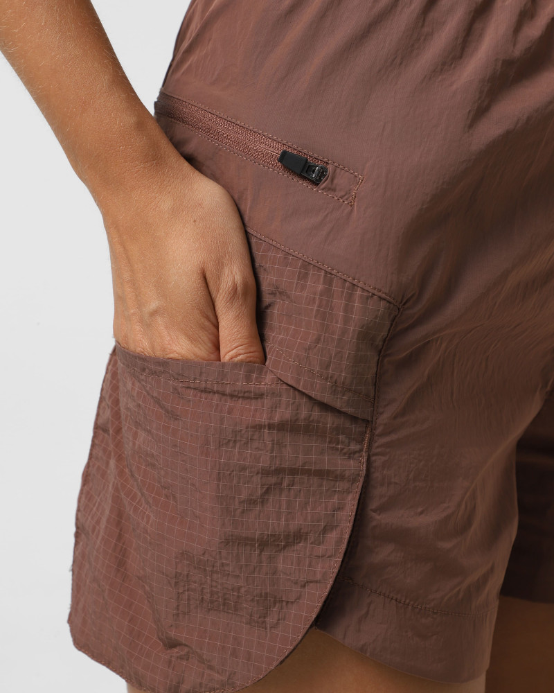 Women's shorts Larum Elara brown 172507-200