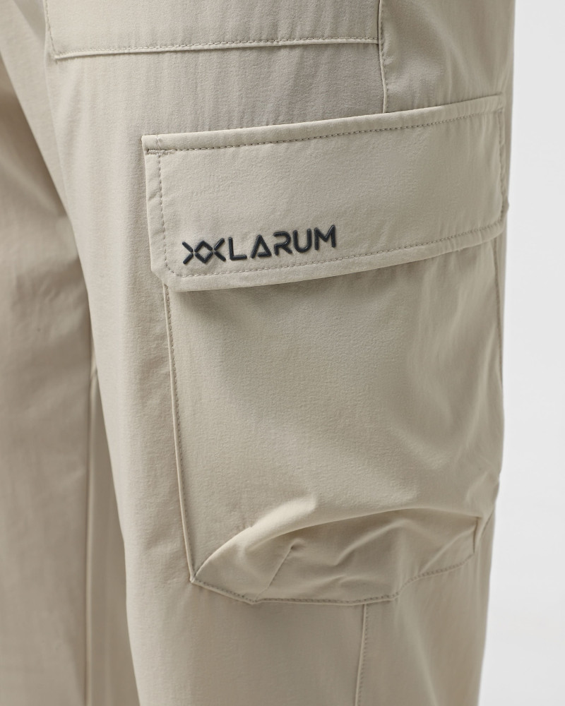 Pantalones de hombre Larum Declan beige 172522-125
