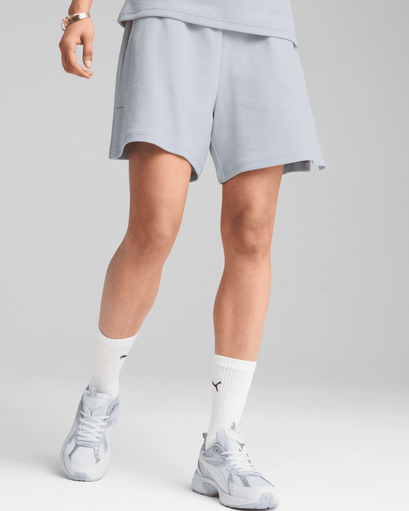 Pantalones cortos de mujer Puma HER High-Waist Shorts azul claro 68506247