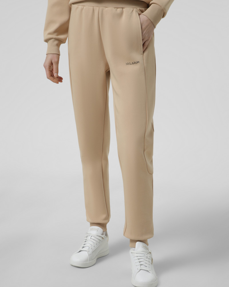 Pantalón de mujer Larum Lavelle beige 302514-125