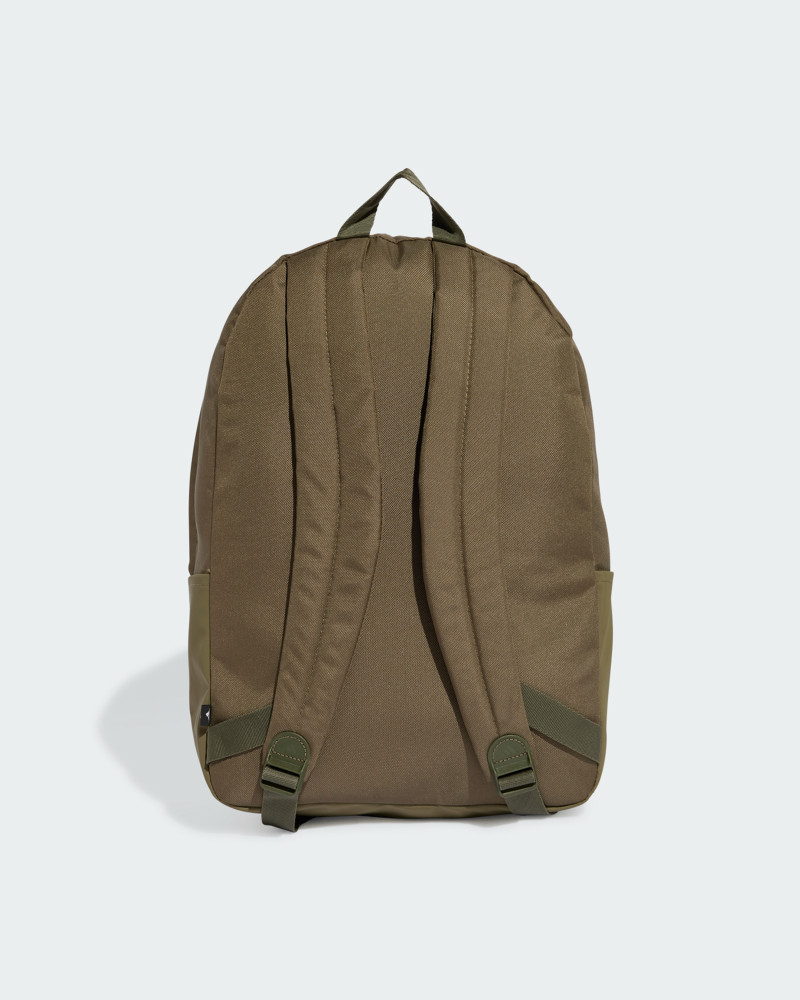 Mochila Adidas CLSC BARS BP color oliva IS7051