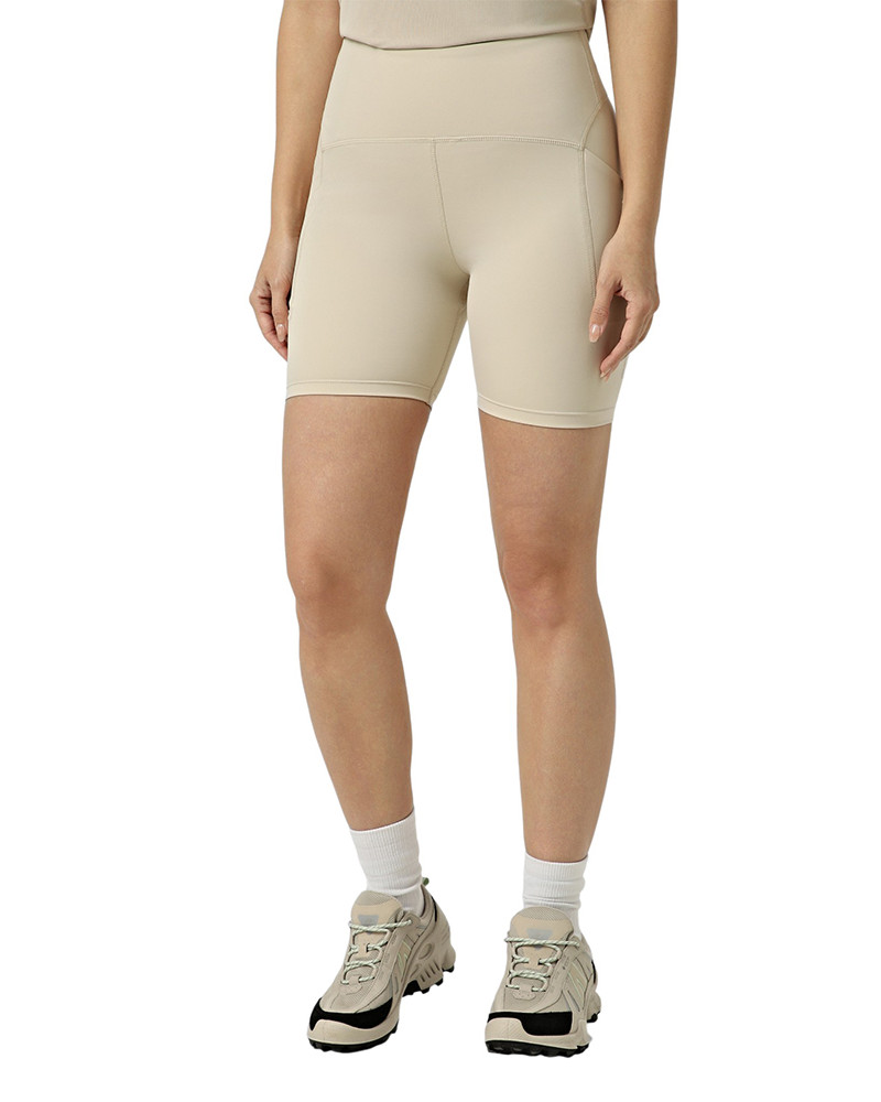 Women's shorts Radder Nuvix beige 922608-125