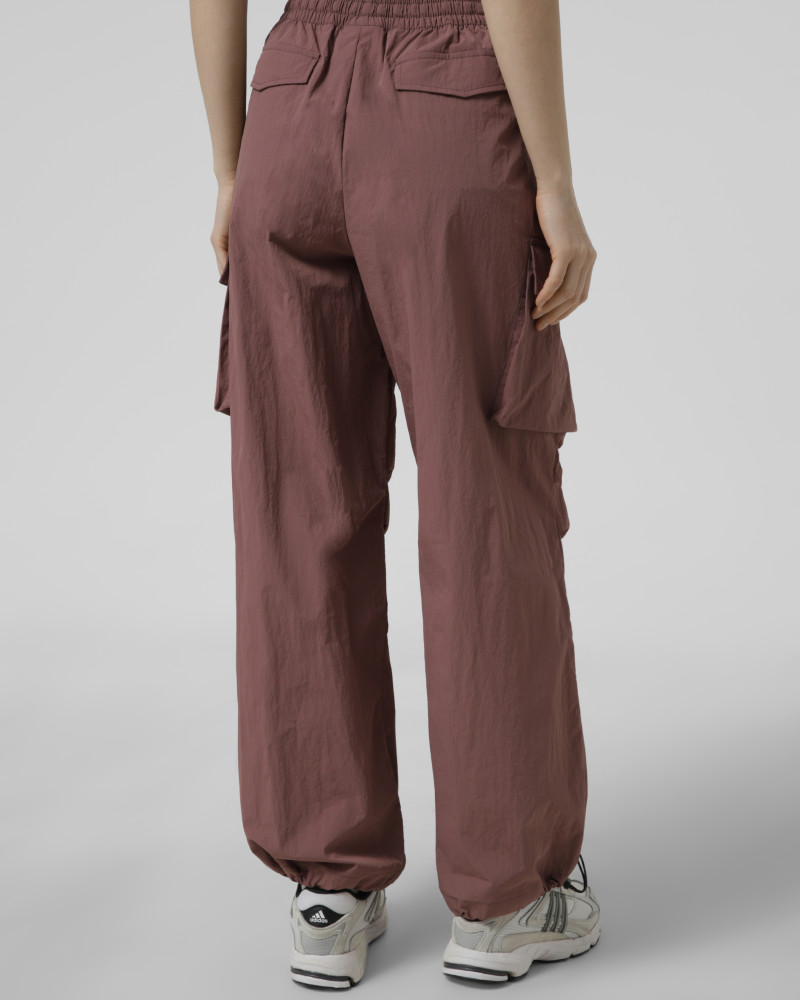 Pantalón de mujer Larum Vanta burdeos 172601-670