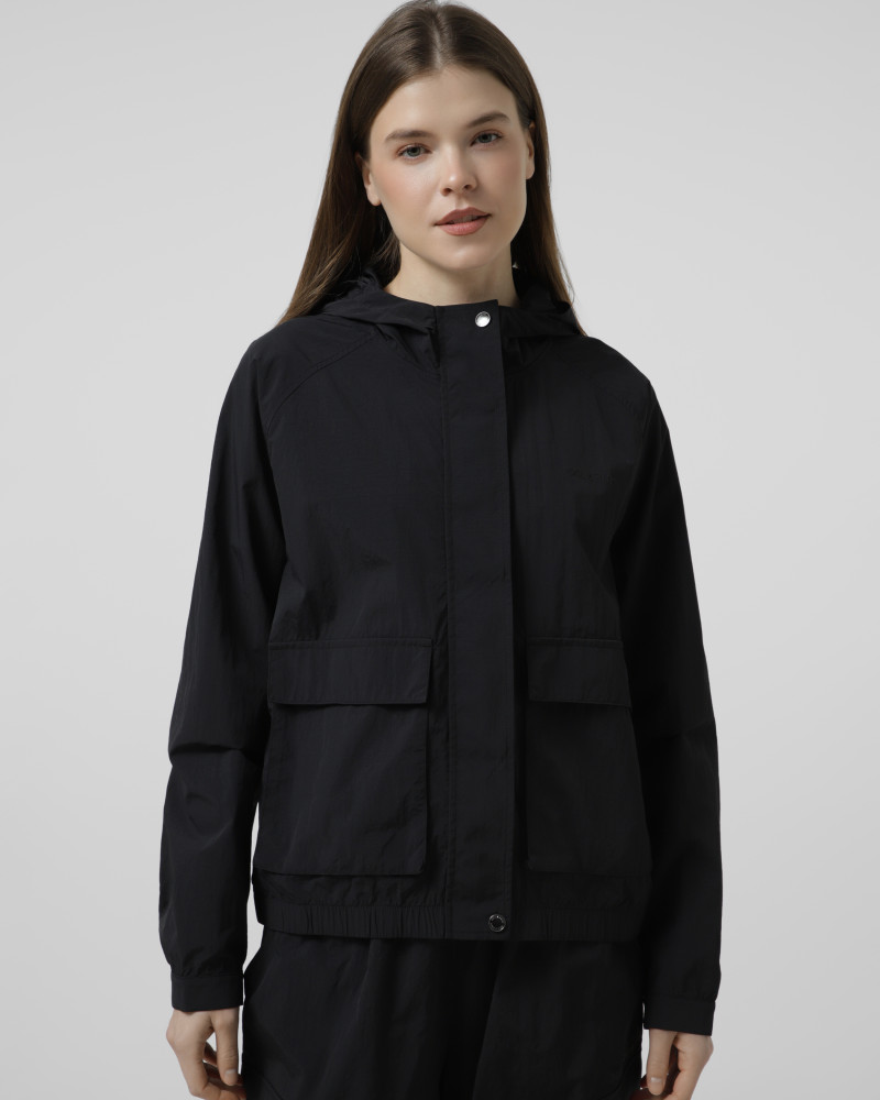 Cortavientos para mujer Larum Vanta negro 172602-010