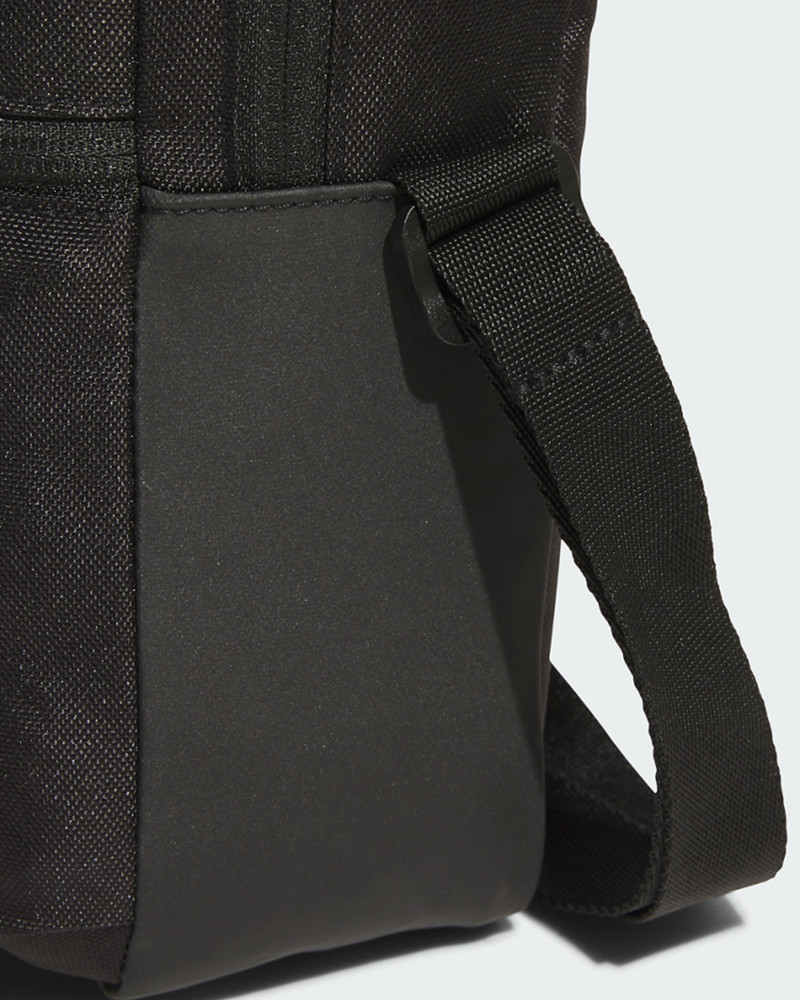 Bolsa organizadora Adidas ESS negra JM7152
