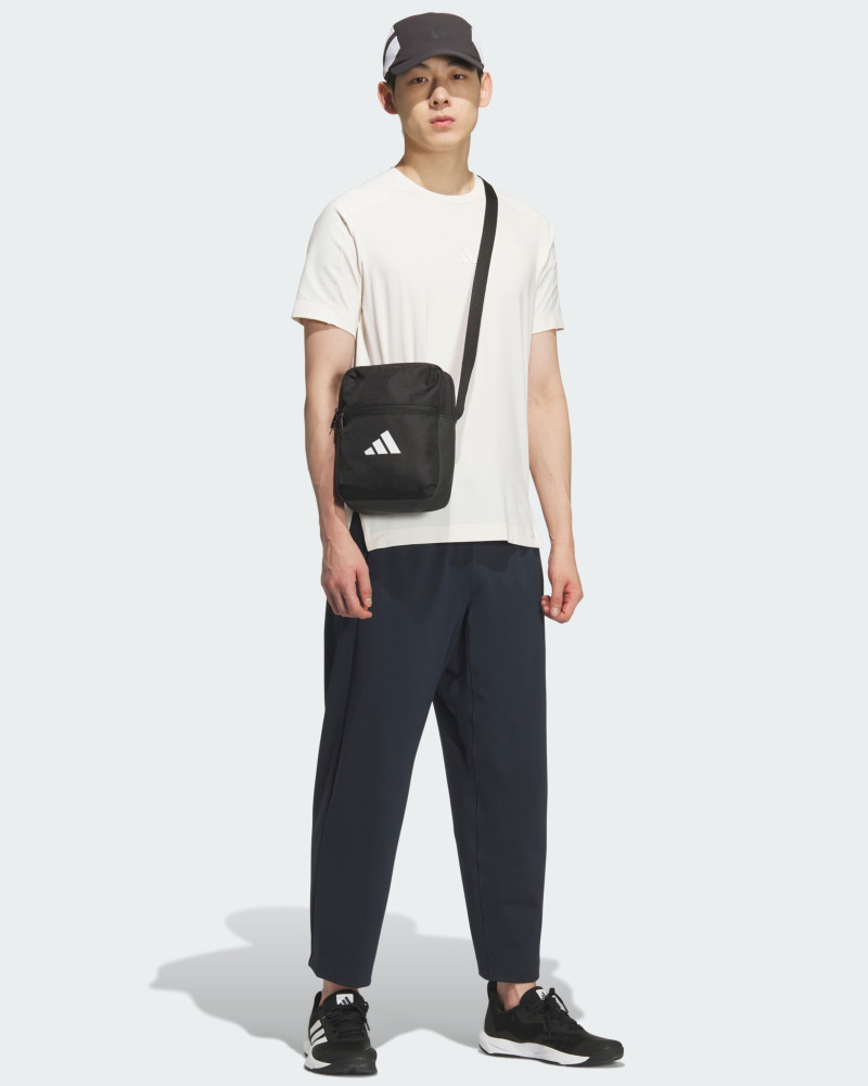 Bolsa organizadora Adidas ESS negra JM7152