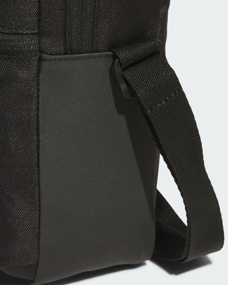 Bolsa organizadora Adidas ESS negra JM7152