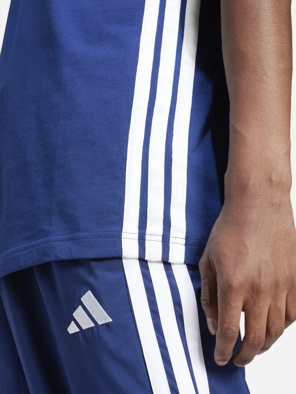 Adidas JE6399 Camiseta de Hombre M 3S SJ T - 5