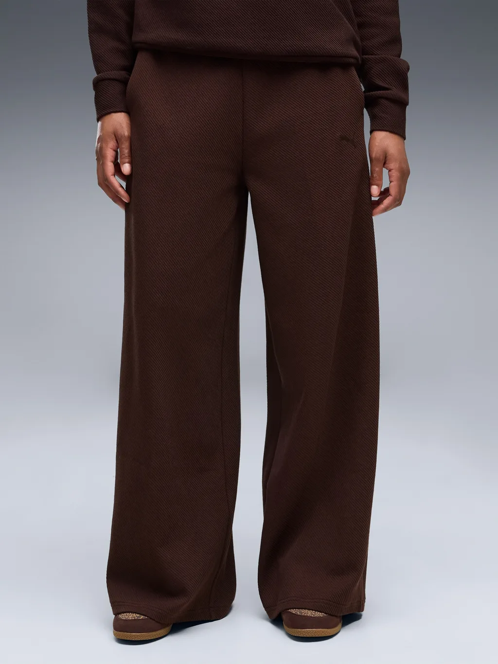 Puma 694013-33 Pantalón de Mujer PUMA CLASS Relaxed Wide Leg Pants - 1