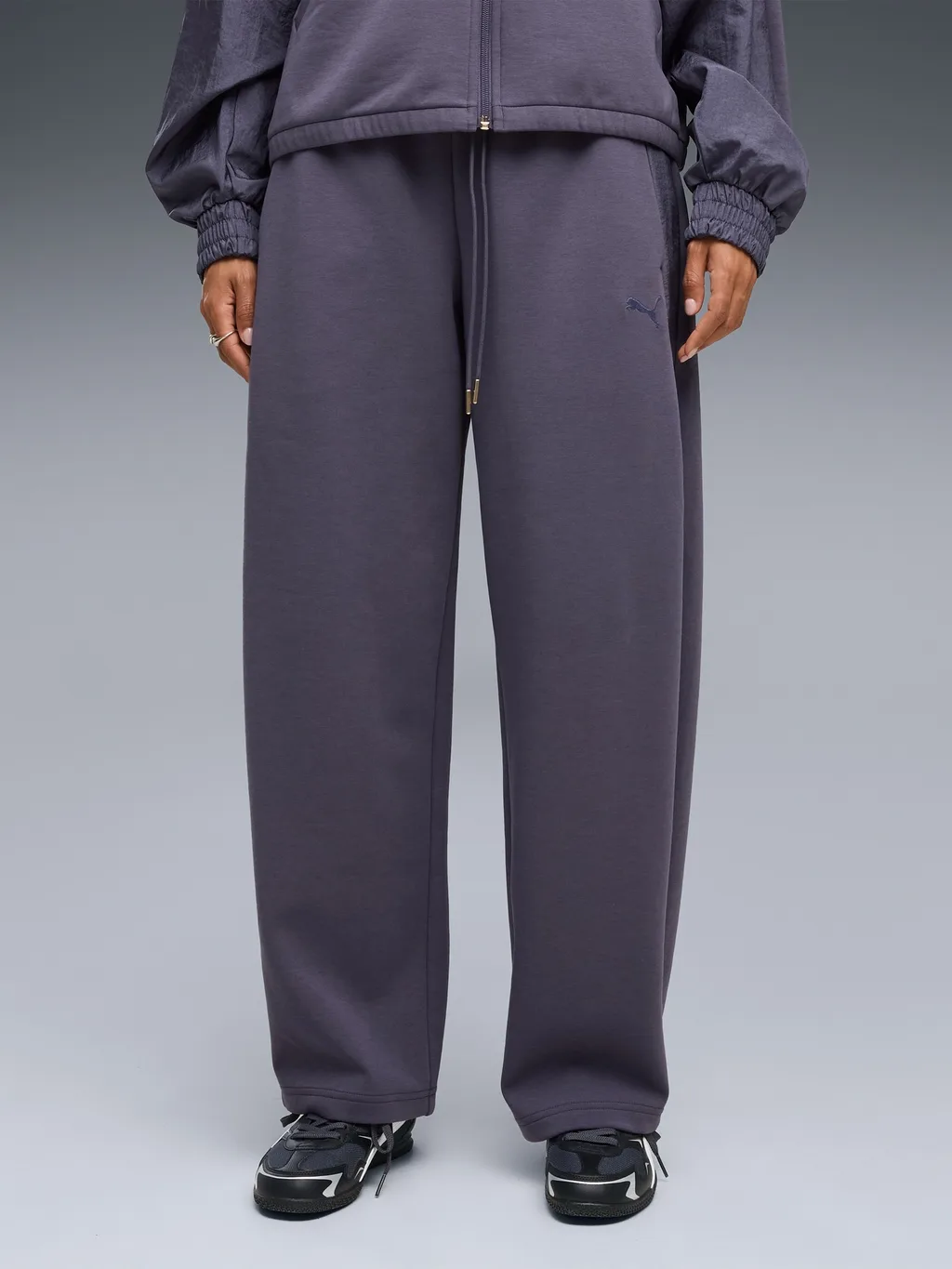 Puma 694024-35 Pantalón de Mujer HER Relaxed DK Barrel Leg Pants - 1